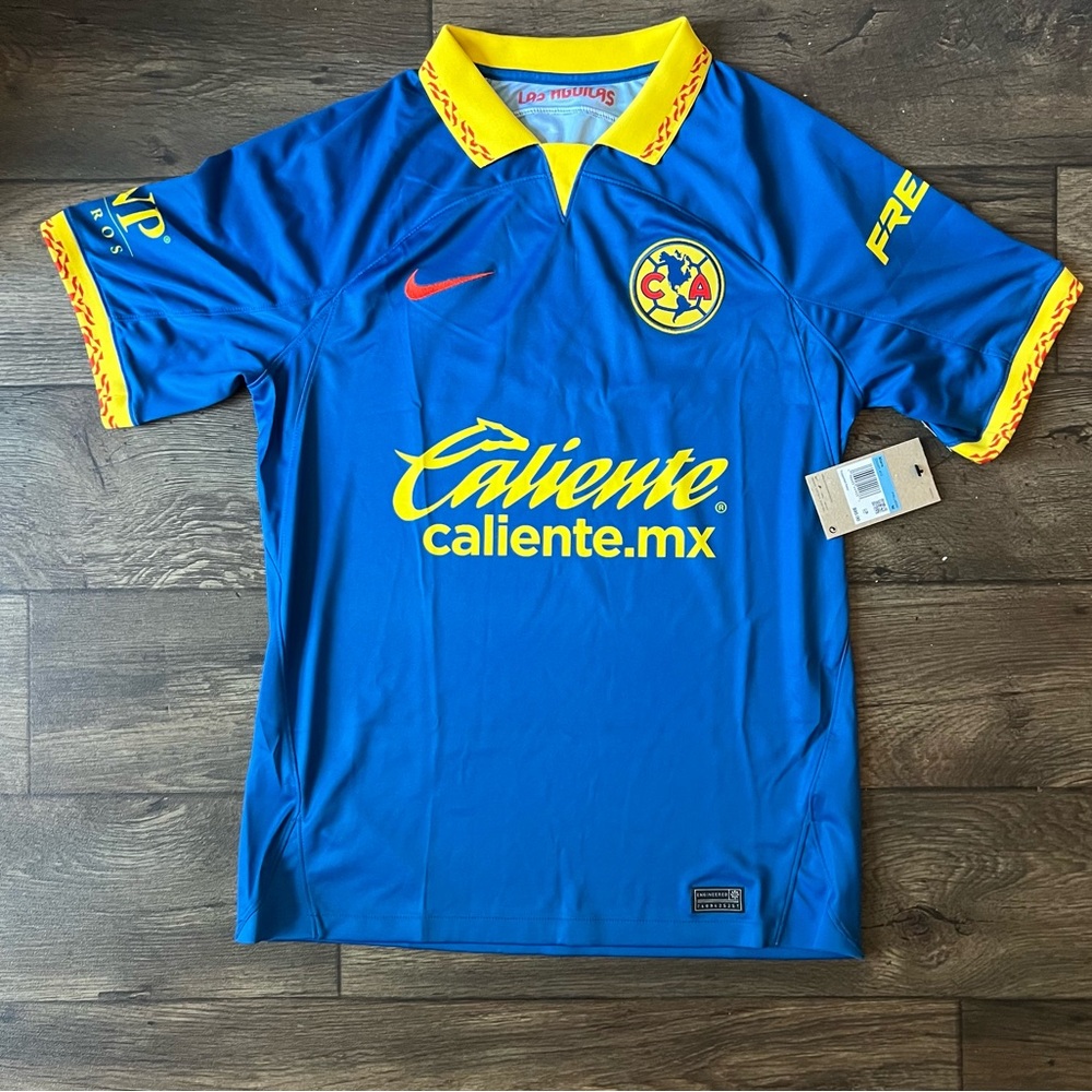 Nike Men’s Blue and Yellow Club América Jersey